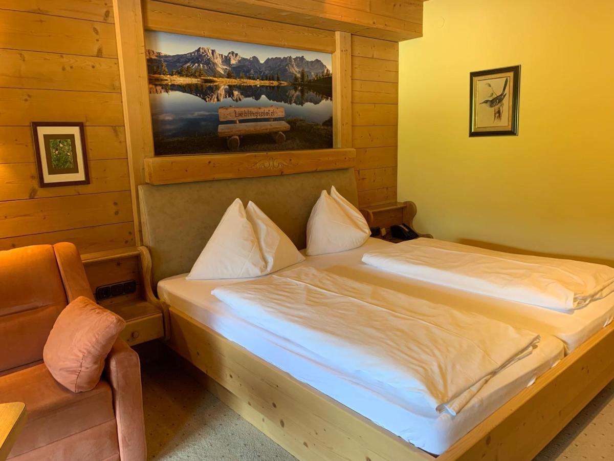 Landhotel Strasserwirt Sankt Ulrich am Pillersee Exterior foto