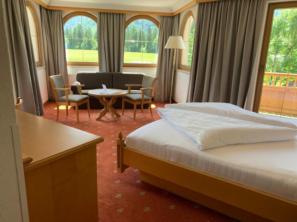 Landhotel Strasserwirt Sankt Ulrich am Pillersee Exterior foto