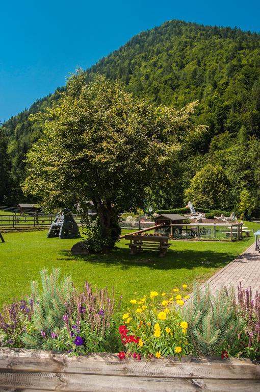 Landhotel Strasserwirt Sankt Ulrich am Pillersee Exterior foto